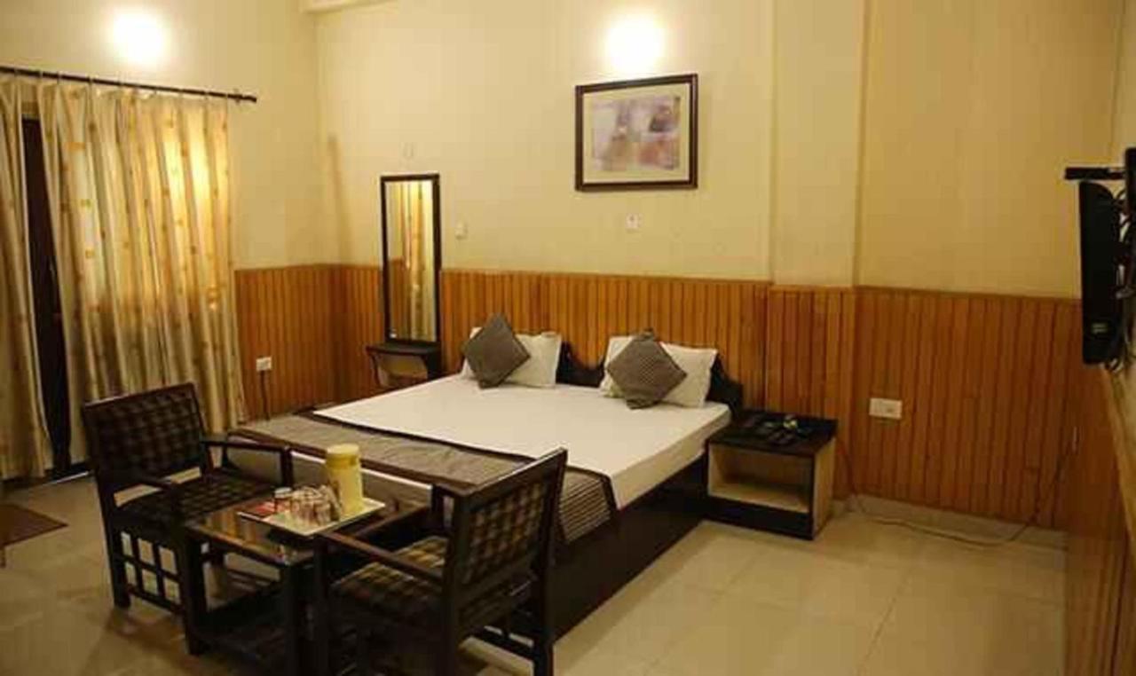 Fabhotel Corbett Inn Rudrapur 외부 사진