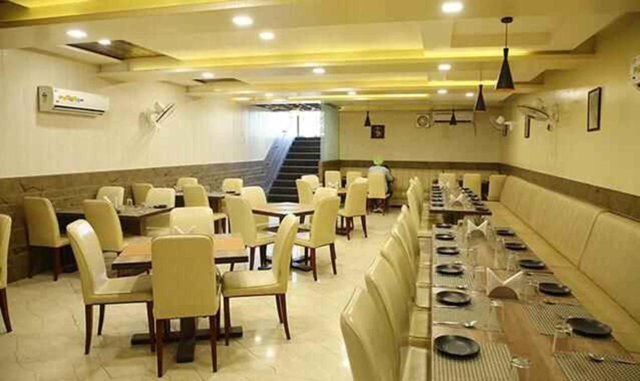 Fabhotel Corbett Inn Rudrapur 외부 사진